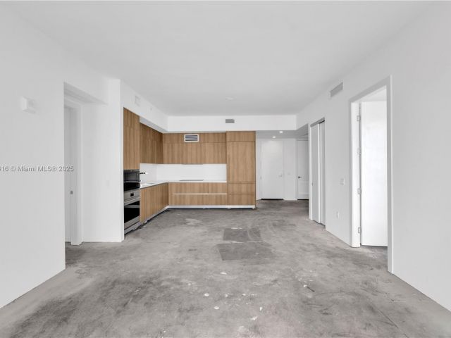 Продажа квартиры #1502 - фото 5910802