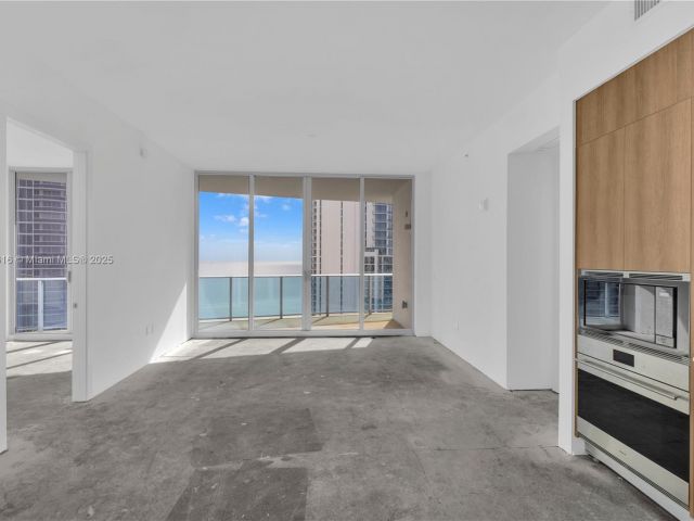 Продажа квартиры #1502 - фото 5910803