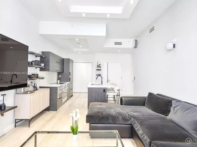 Продажа квартиры #4309 - фото 5912599