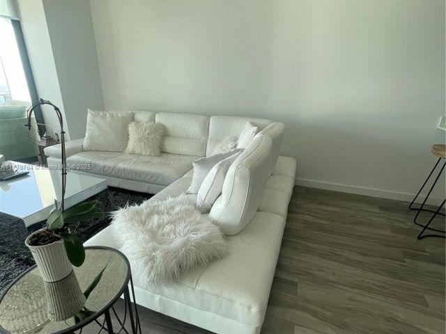 Продажа квартиры #3203 - фото 5916887