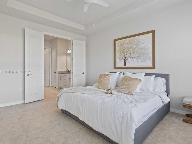 Продажа дома по адресу 21824 Canadensis Cir 102 - фото 5861998