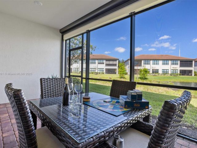 Продажа дома по адресу 21824 Canadensis Cir 102 - фото 5862002