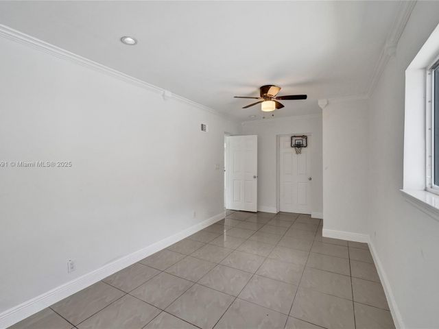 Продажа дома по адресу 924 N 30th Rd - фото 5876681