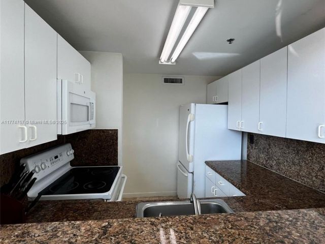 Продажа квартиры #L3 - фото 5904812