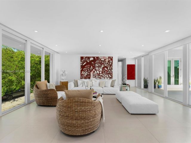 Продажа дома по адресу 481 S Mashta Drive - фото 5896186