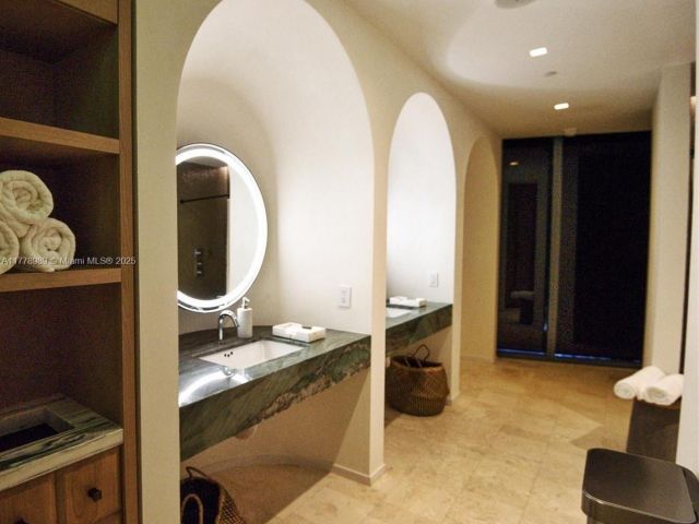 Продажа квартиры #5108 - фото 5917178