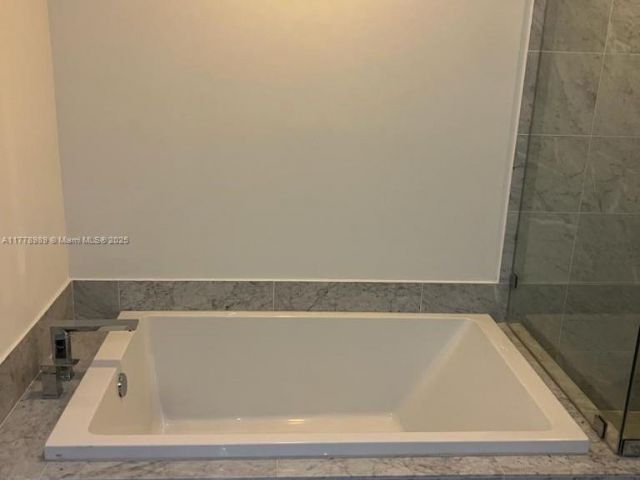 Продажа квартиры #5108 - фото 5917188