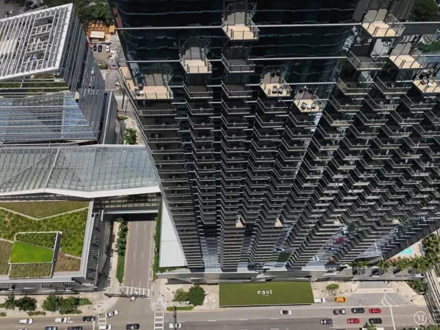 Продажа квартиры #5108 - фото 5917185