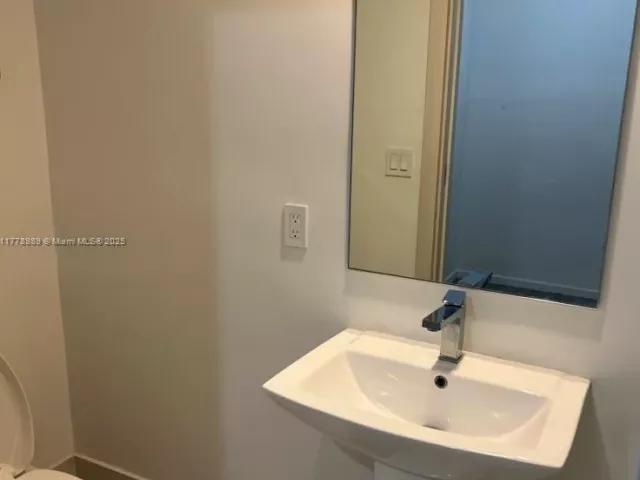 Продажа квартиры #5108 - фото 5917187