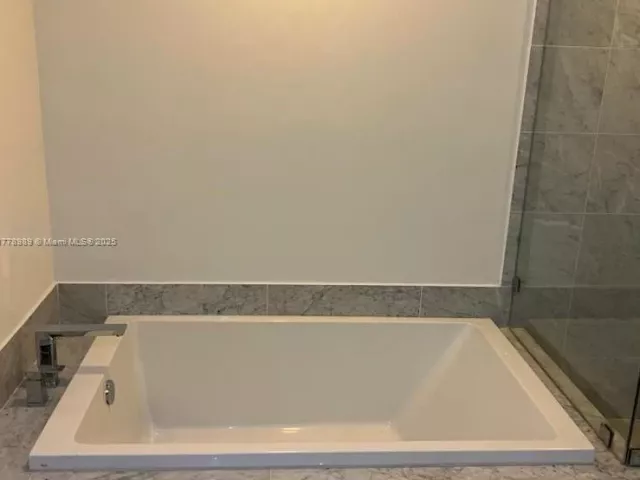 Продажа квартиры #5108 - фото 5917188