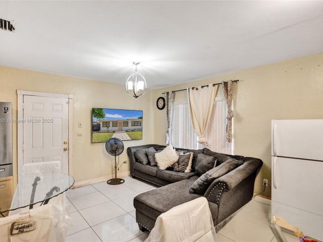 Продажа дома по адресу  - фото 5960129