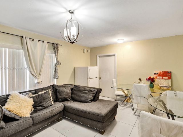 Продажа дома по адресу  - фото 5960131