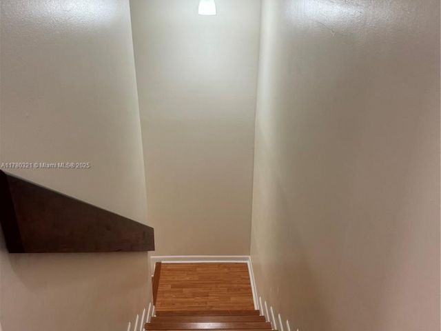 Дом в аренду по адресу 2050 NE 140 11 - фото 5857704