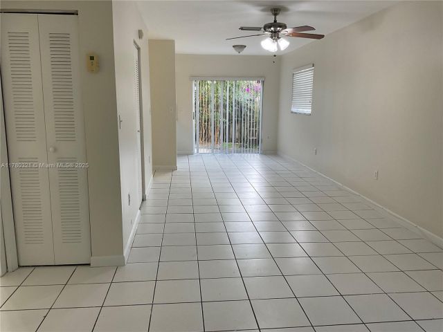 Дом в аренду по адресу 2050 NE 140 11 - фото 5857708