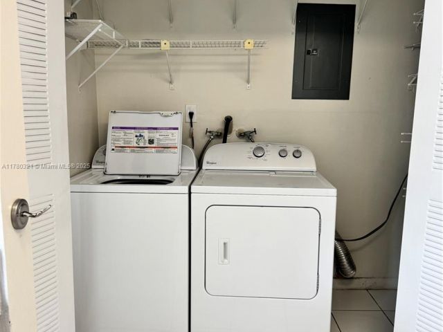 Дом в аренду по адресу 2050 NE 140 11 - фото 6271953