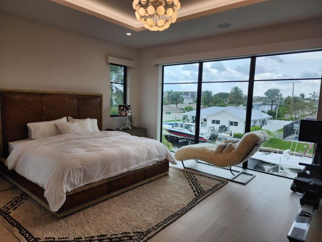 Продажа дома по адресу 770 Enfield Street - фото 5942708