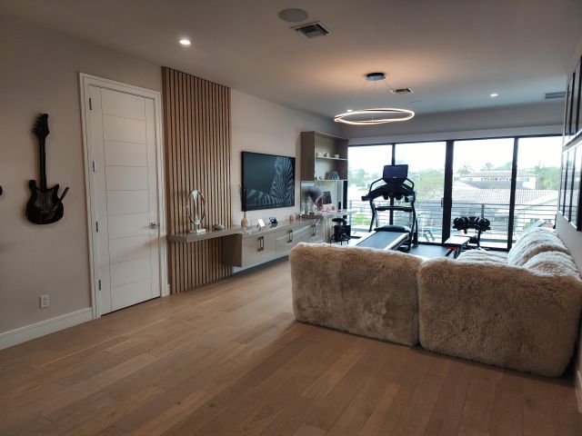 Продажа дома по адресу 770 Enfield Street - фото 5942709