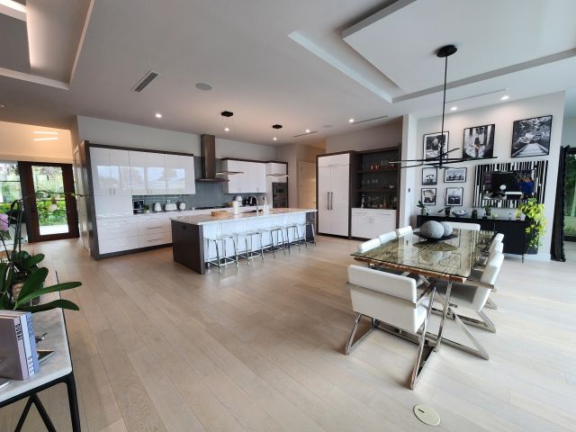 Продажа дома по адресу 770 Enfield Street - фото 5942720