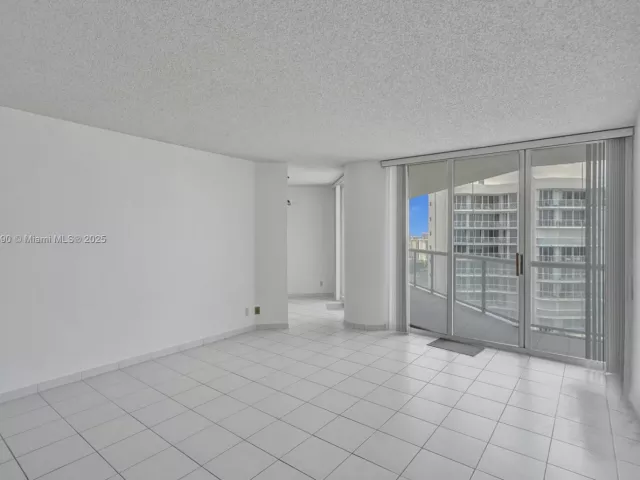 Продажа квартиры #2715 - фото 5963996