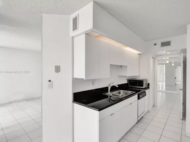 Продажа квартиры #2715 - фото 5963992