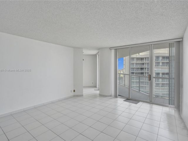 Продажа квартиры #2715 - фото 5963996