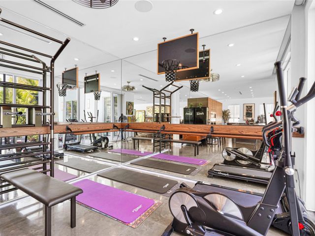 Продажа дома по адресу 1312 SE 2nd St - фото 6010563