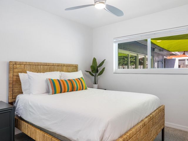 Продажа дома по адресу 657 NW 30th Ct - фото 5945544