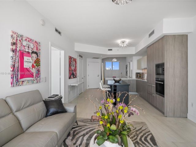 Продажа квартиры #1905 - фото 5925696