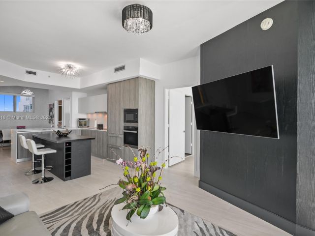 Продажа квартиры #1905 - фото 5925697