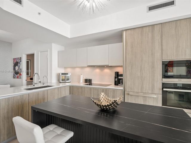 Продажа квартиры #1905 - фото 5925703