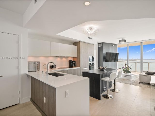 Продажа квартиры #1905 - фото 5925705