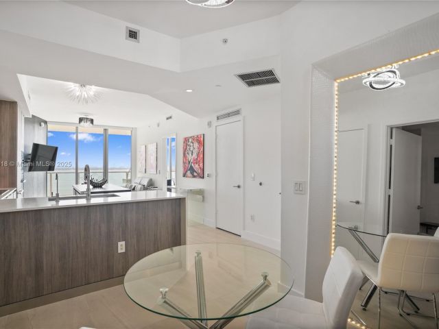 Продажа квартиры #1905 - фото 5925706