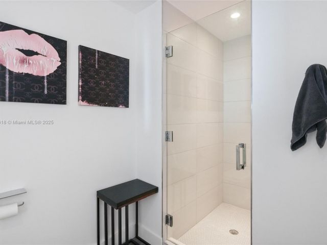 Продажа квартиры #1905 - фото 5925708