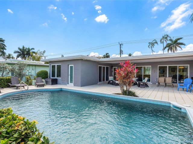 Продажа дома по адресу 1720 Marietta Dr - фото 6191423