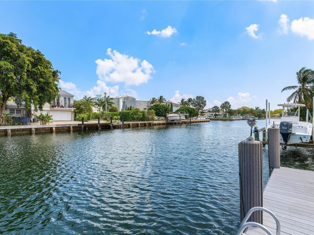 Продажа дома по адресу 1720 Marietta Dr - фото 6191425