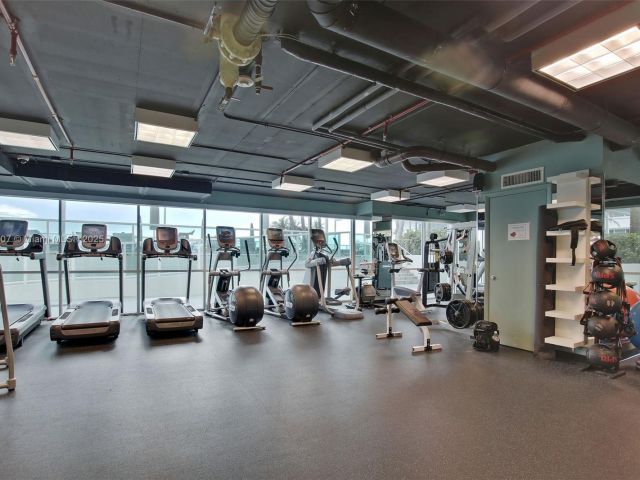 Продажа квартиры #2511 - фото 5912843