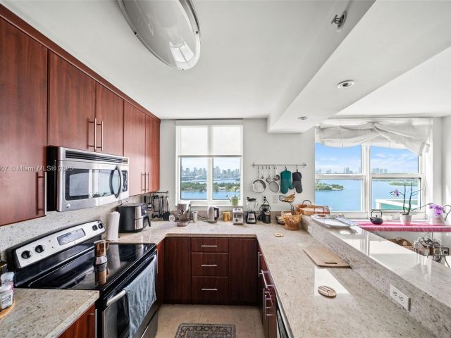 Продажа квартиры #2511 - фото 5912857