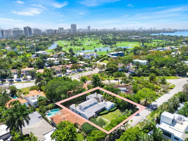 Продажа дома по адресу 6371 N Bay Rd - фото 5872362