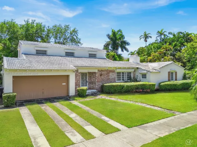 Продажа дома по адресу 6371 N Bay Rd - фото 5872363