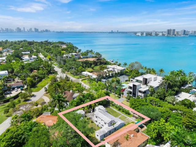 Продажа дома по адресу 6371 N Bay Rd - фото 5872361