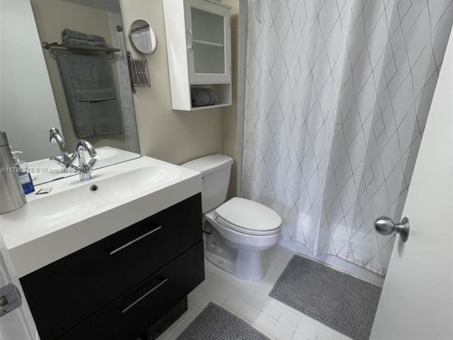 Продажа квартиры # - фото 5917818