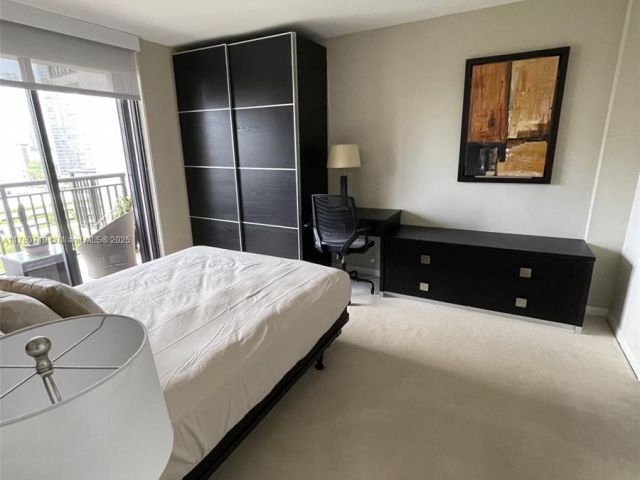 Продажа квартиры # - фото 5917819