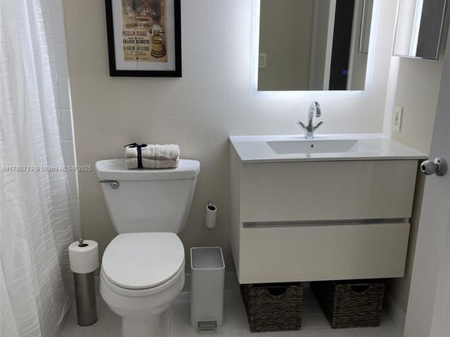 Продажа квартиры # - фото 5917825