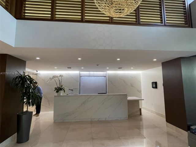 Продажа квартиры # - фото 5917828