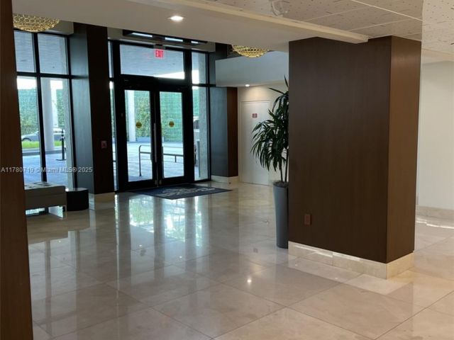 Продажа квартиры # - фото 5917830