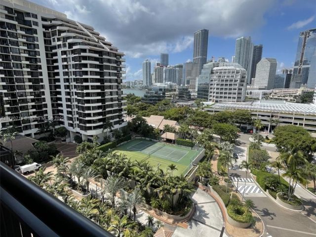 Продажа квартиры # - фото 5917833