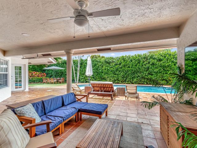 Продажа дома по адресу 2921 NW 25th Way - фото 6136862