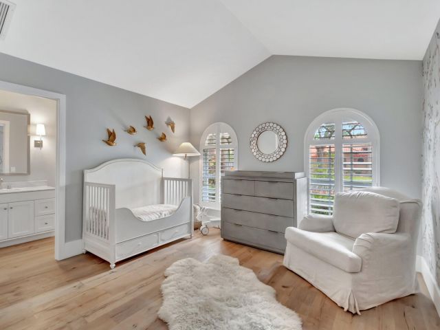 Продажа дома по адресу 2921 NW 25th Way - фото 6136868