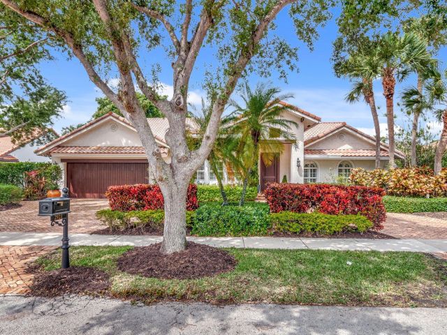 Продажа дома по адресу 2921 NW 25th Way - фото 6136880