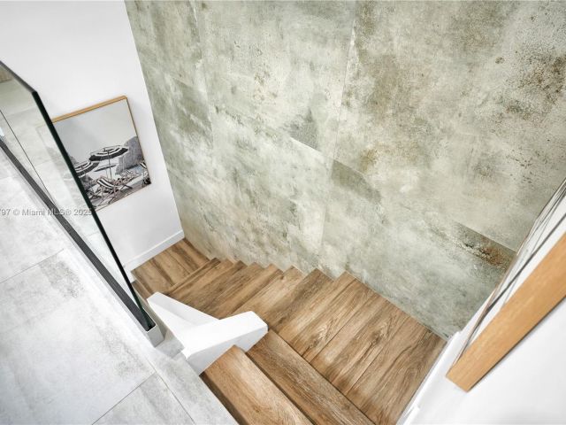 Продажа дома по адресу 311 Poinciana Dr 801 - фото 5929594